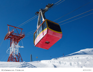 Aerial lift ©2xSamara.com - Fotolia.com