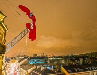 Die Nike landet in Linz - Fotograf Hermann Erber